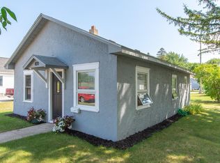 420 4th St NE, Staples, MN 56479