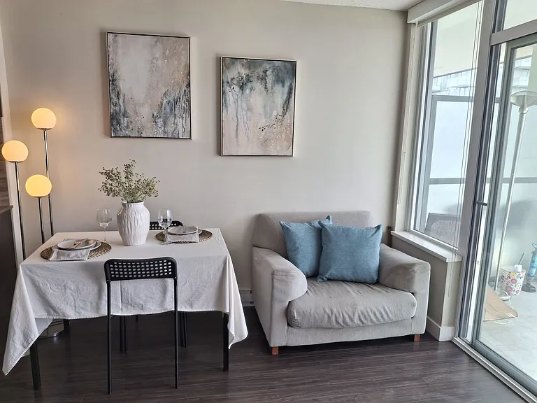 570 Emerson St #1501 — Photo 10