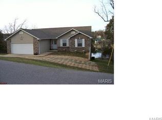 1056 Lakeshore Dr, De Soto, MO 63020