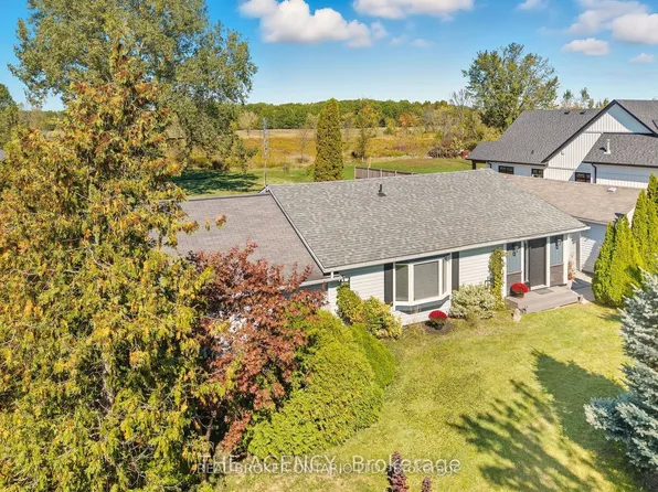 6359 Lyons Creek Rd, Niagara Falls, ON L2G 0L9