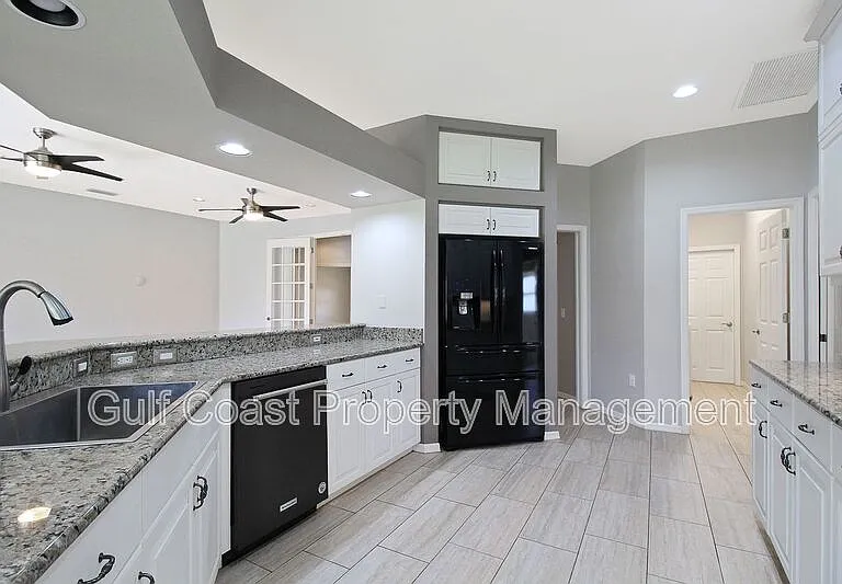 4815 77th St E — Photo 21