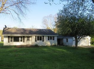 1222 Prairie Creek Rd, Ionia, MI 48846