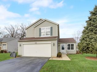 844 Eagle Dr, Aurora, IL 60506