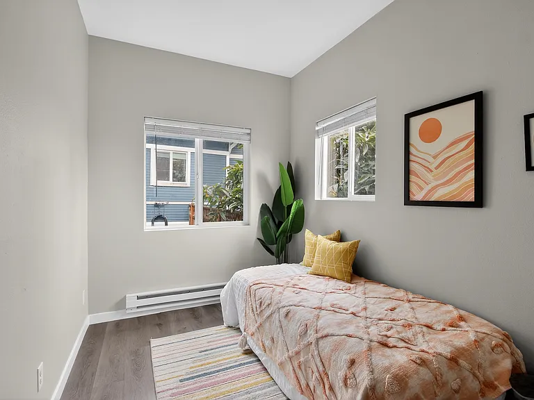 This is bedroom #3
It can come furnished with a bed (extra) or without.