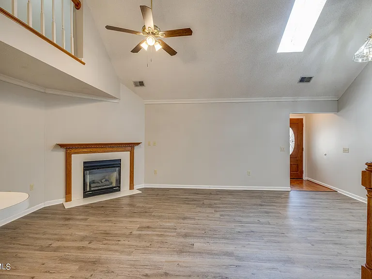 3711 Apple Grove Cir — Photo 5