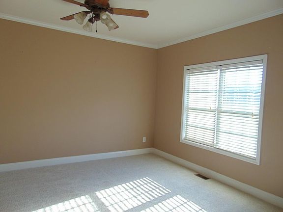 3rd image of 1793 Macy Ln
