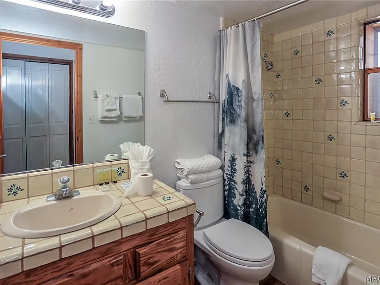 42638 Moonridge Rd — Photo 17