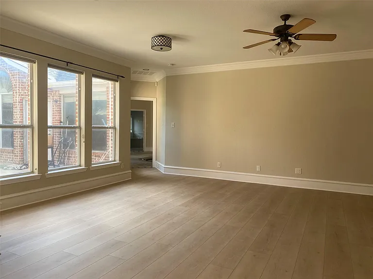 7209 Bettye Haun Dr — Photo 2