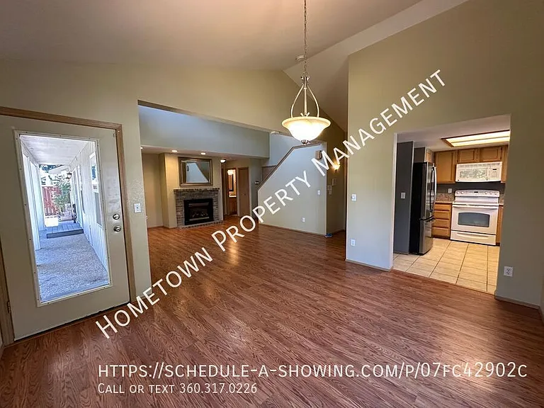 4683 Barrington Ln SE — Photo 4