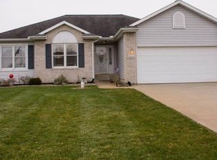 30650 Spring Meadow Ct, Granger, IN 46530