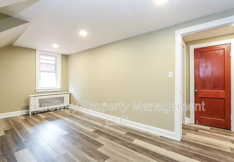 2009 E McGalliard Ave #2 — Photo 4