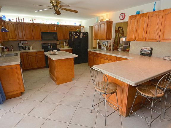4th image of 2580 SW Bayshore Boulevard