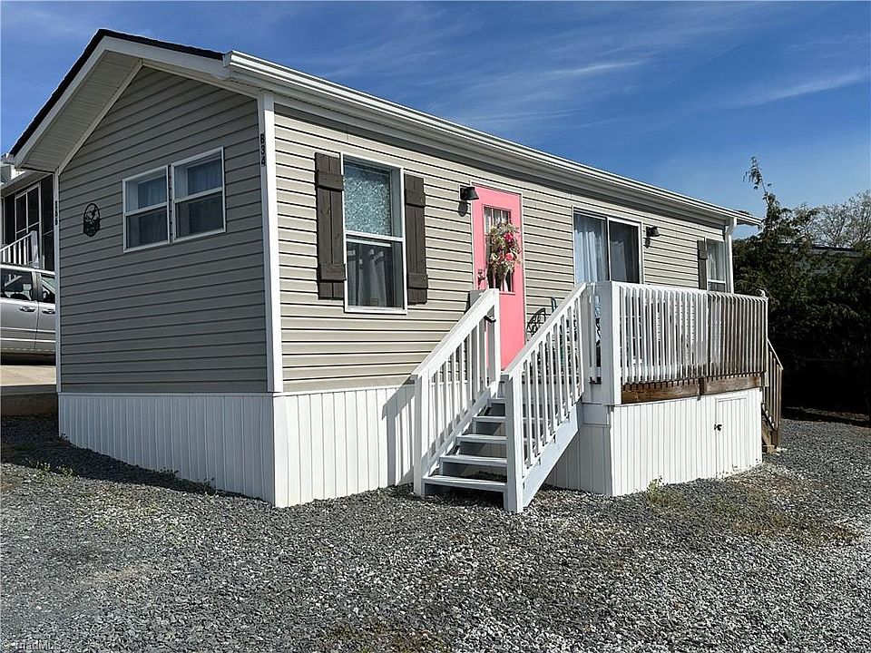 1st image of 166 Eagle Dr
