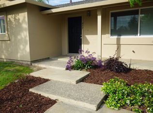 477 Jeremy Ct, Oakdale, CA 95361