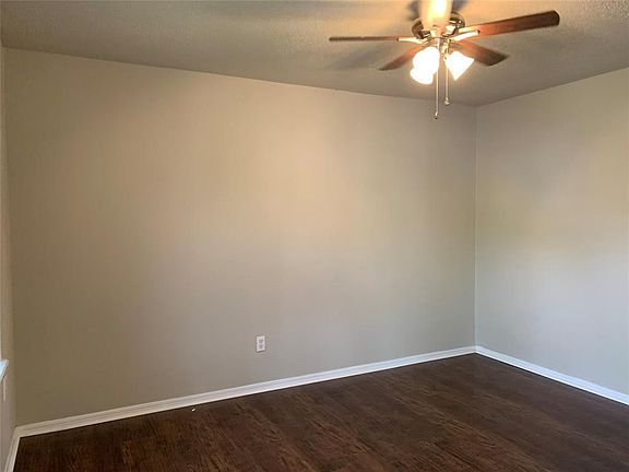 5th image of 2901 Vance Ave