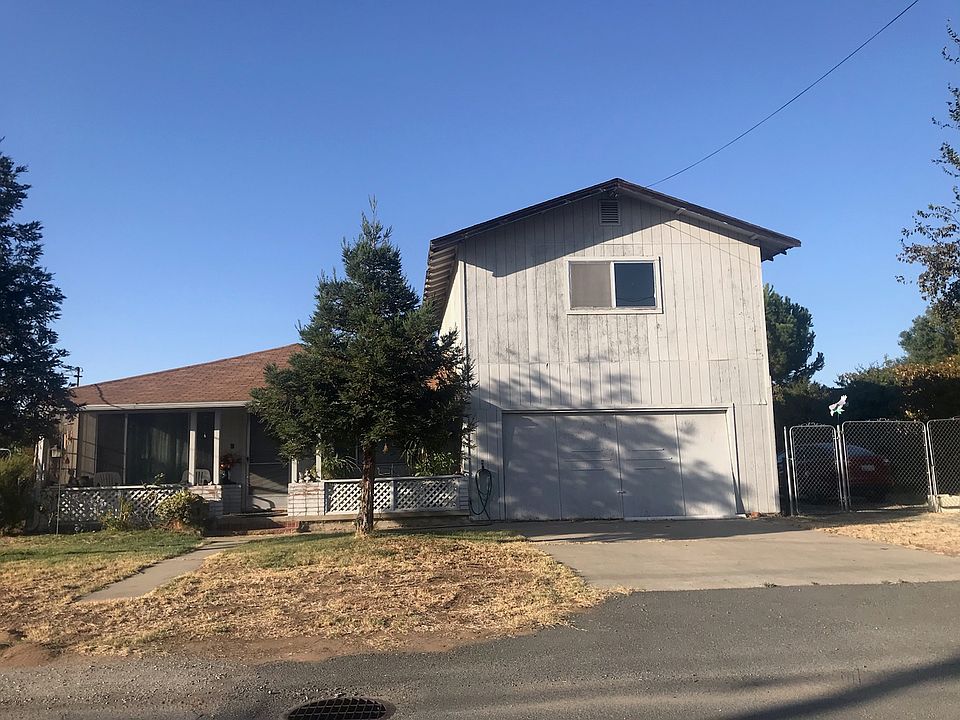 1st image of 60 Raye Ave