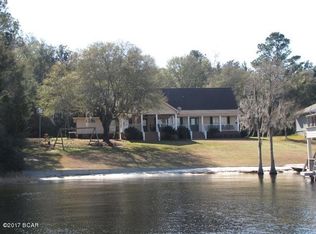 290 Lakepoint Rd, Alford, FL 32420