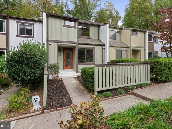 2342 Generation Dr, Reston, VA 20191