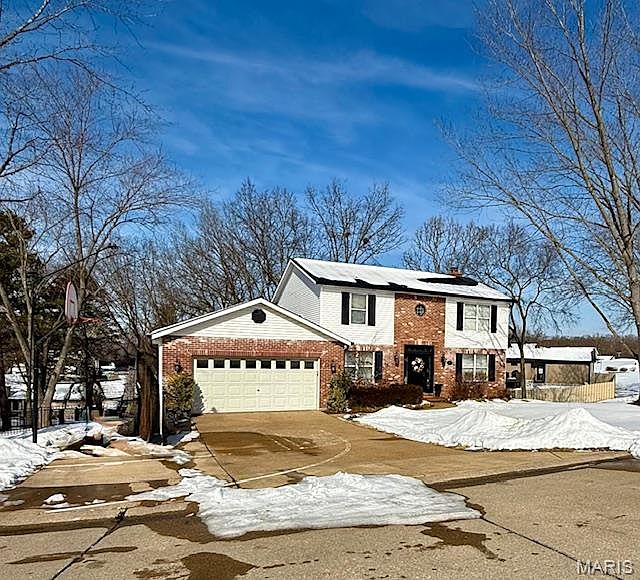 1st image of 6127 Barrington Oaks Dr