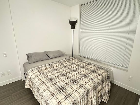 5th image of 13615 Fraser Hwy #32XX