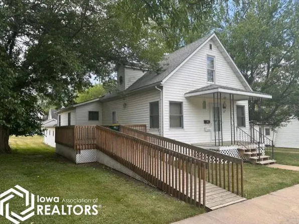 304 E Jefferson Ave, Fairfield, IA 52556