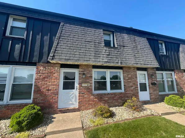 1919 Canterbury Dr APT H, Washington, IL 61571