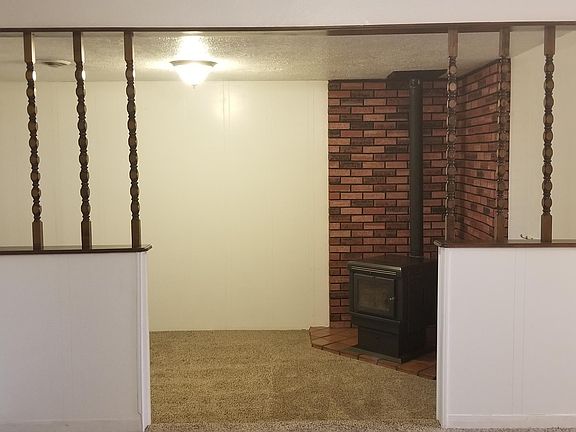 5th image of 106 W Gladden Dr
