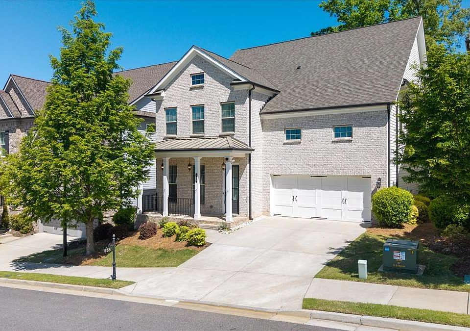 1st image of 655 Fieldcrest Park Ln