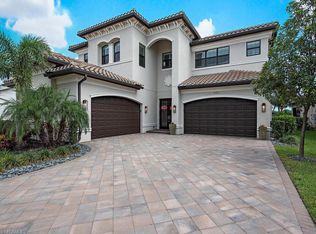 4682 Azalea Dr, Naples, FL 34119