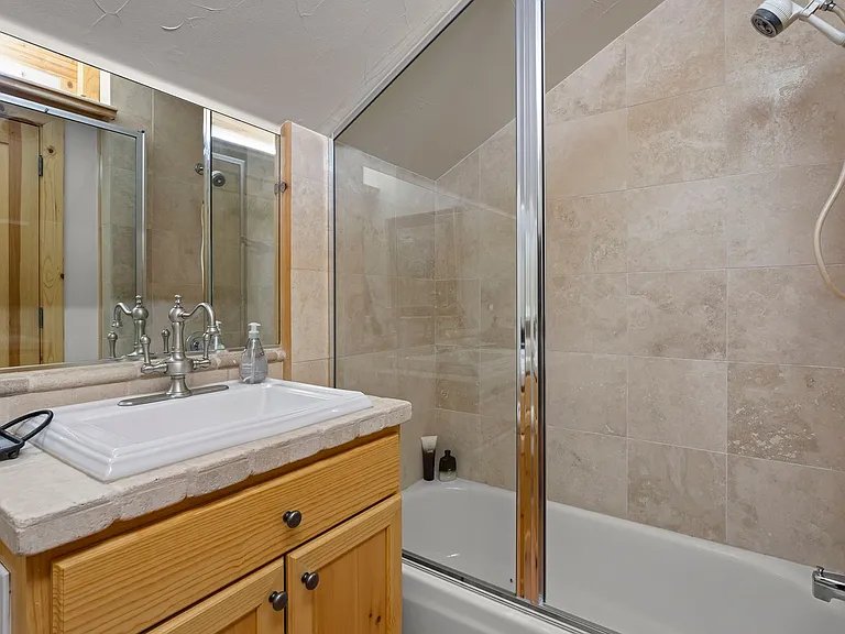 577 Eagle Dr — Photo 32
