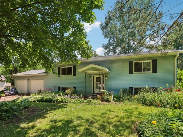 4552 Conestoga Trl, Cottage Grove, WI 53527