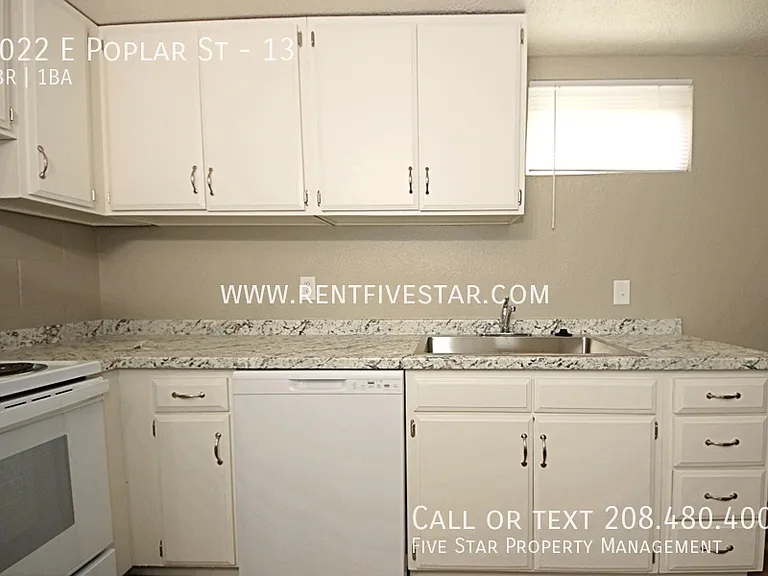Dorchester Properties LP - 1022 E Poplar St #1-51 — Photo 15