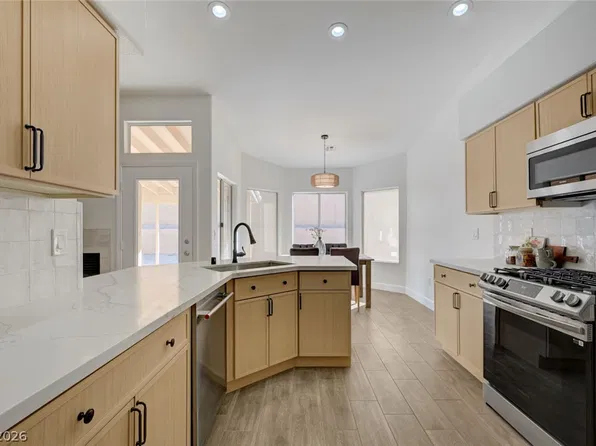 1943 Horizon Sunset Dr, Las Vegas, NV 89123