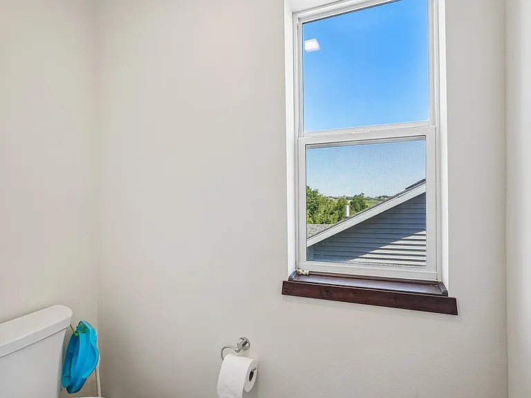 236 Sunshine Ln — Photo 31