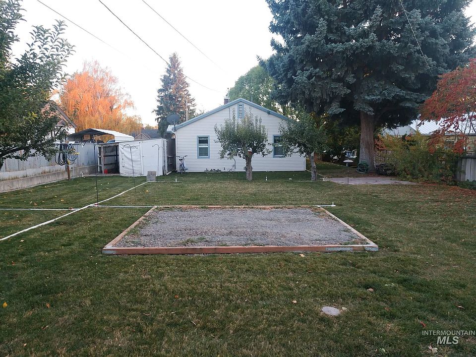 2nd image of 510 E Avenue D
