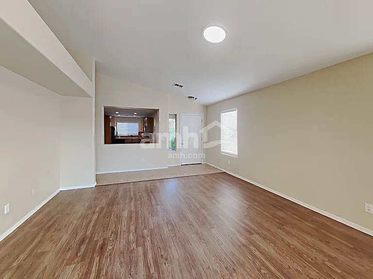 3614 W Vineyard Rd — Photo 8