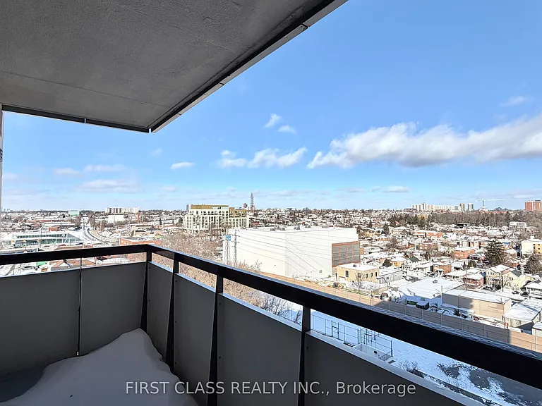 541 Blackthorn Ave #1415 — Photo 32