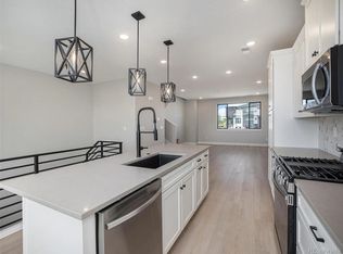 2040 S Holly St UNIT 3, Denver, CO 80222