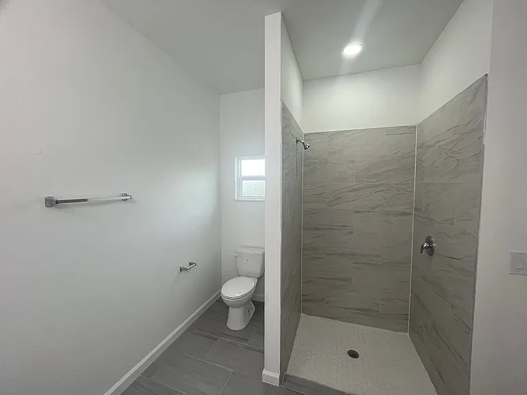 751 Crystal Ave S — Photo 18
