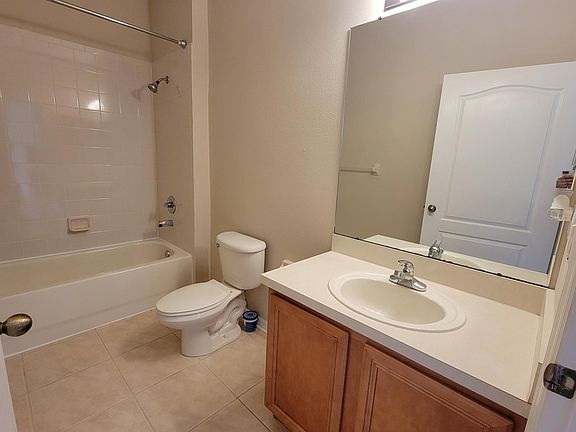 5th image of 3430 Chapel Creek Cir