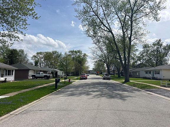 4th image of 429 S 4th St