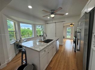2557 Fletcher St, Hollywood, FL 33020
