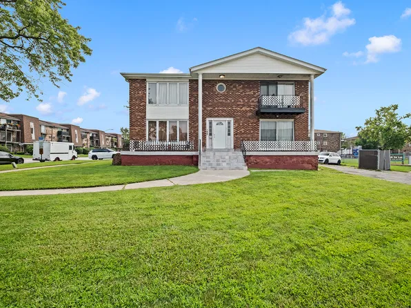 7139 99th St, Chicago Ridge, IL 60415