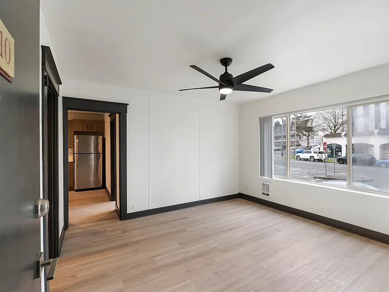 Kensington Apartments — Photo 66