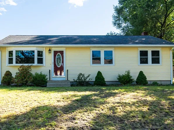 19 Kennedy Drive, Nashua, NH 03060