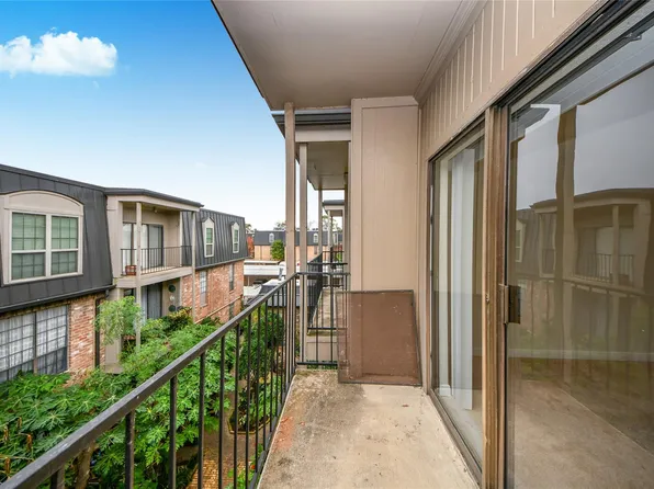 2400 N Braeswood Blvd APT 324, Houston, TX 77030