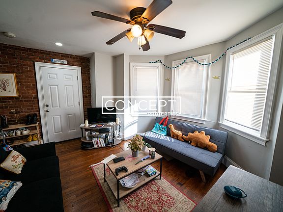 2nd image of 777 Parker St APT 1