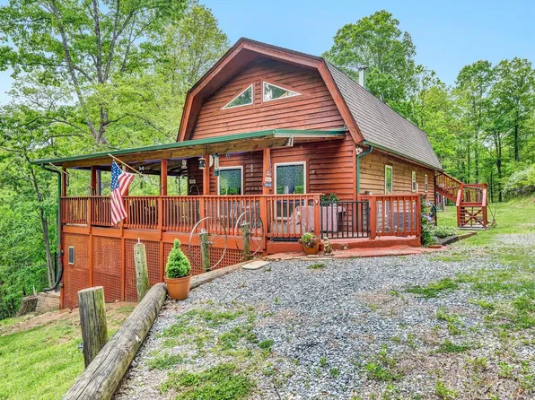 204 Willowridge Dr, Thaxton, VA 24174