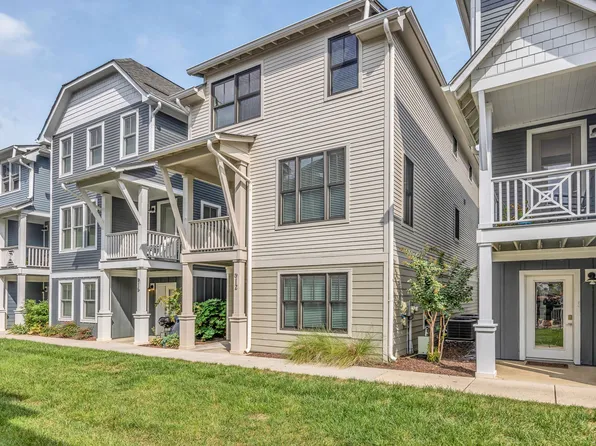 912 Islander Way, Chattanooga, TN 37402