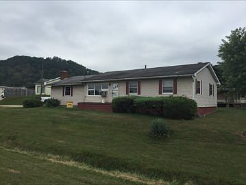 1st image of 35 Benjamin Dr